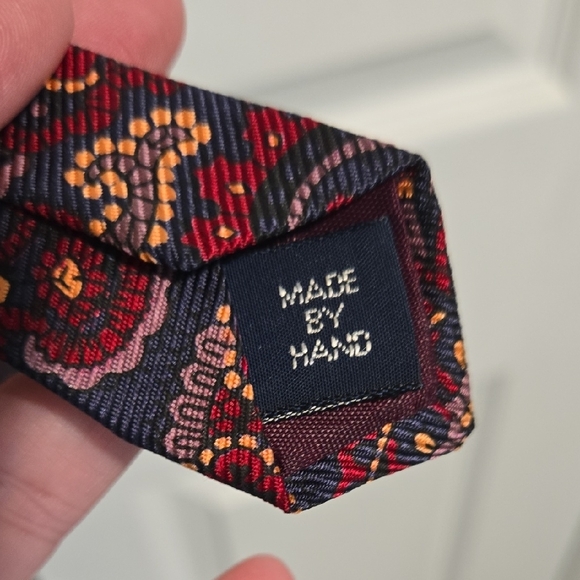 Ralph Lauren Polo Paisley Tie in Red and Yellow - Picture 5 of 5